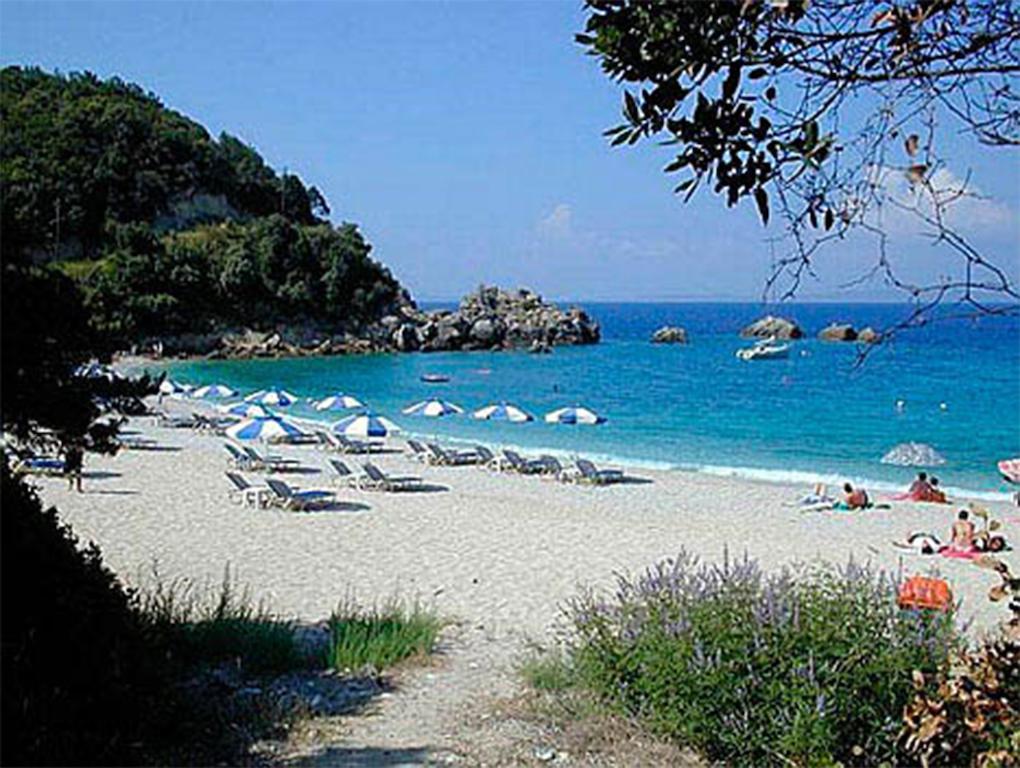 Rizos Bay Sarakiniko Otel Sarakiniko  Dış mekan fotoğraf