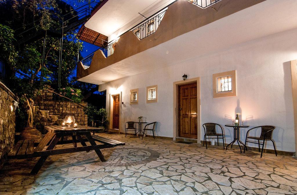 Rizos Bay Sarakiniko Otel Sarakiniko  Dış mekan fotoğraf